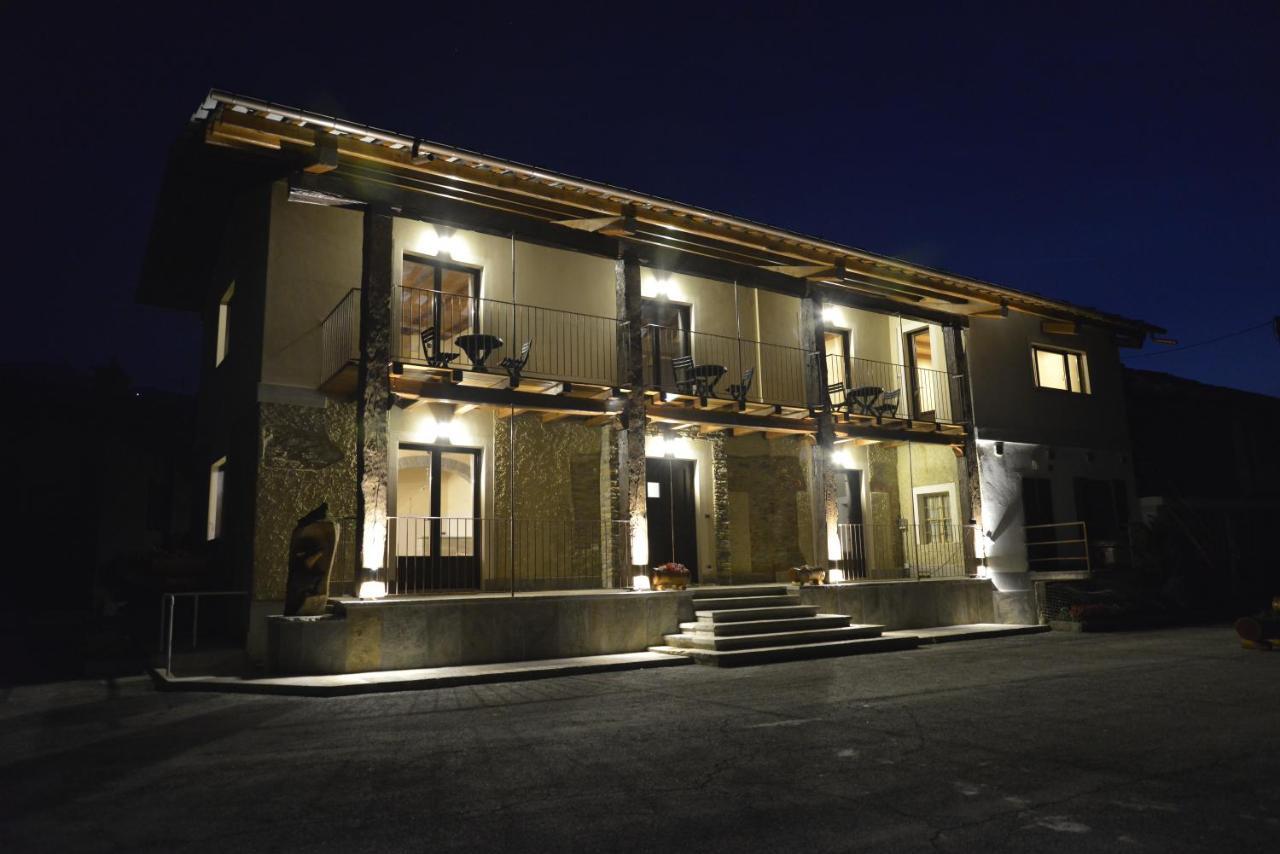 Agriturismo Ai Prüsot Bagnolo Piemonte Exterior foto